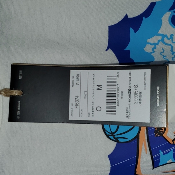 BNWT Adidas x Marvel White Tee - Picture 3 of 3